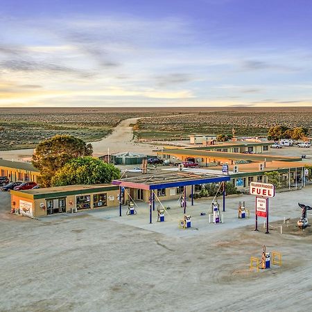 Nullarbor Roadhouse Hotell Eksteriør bilde