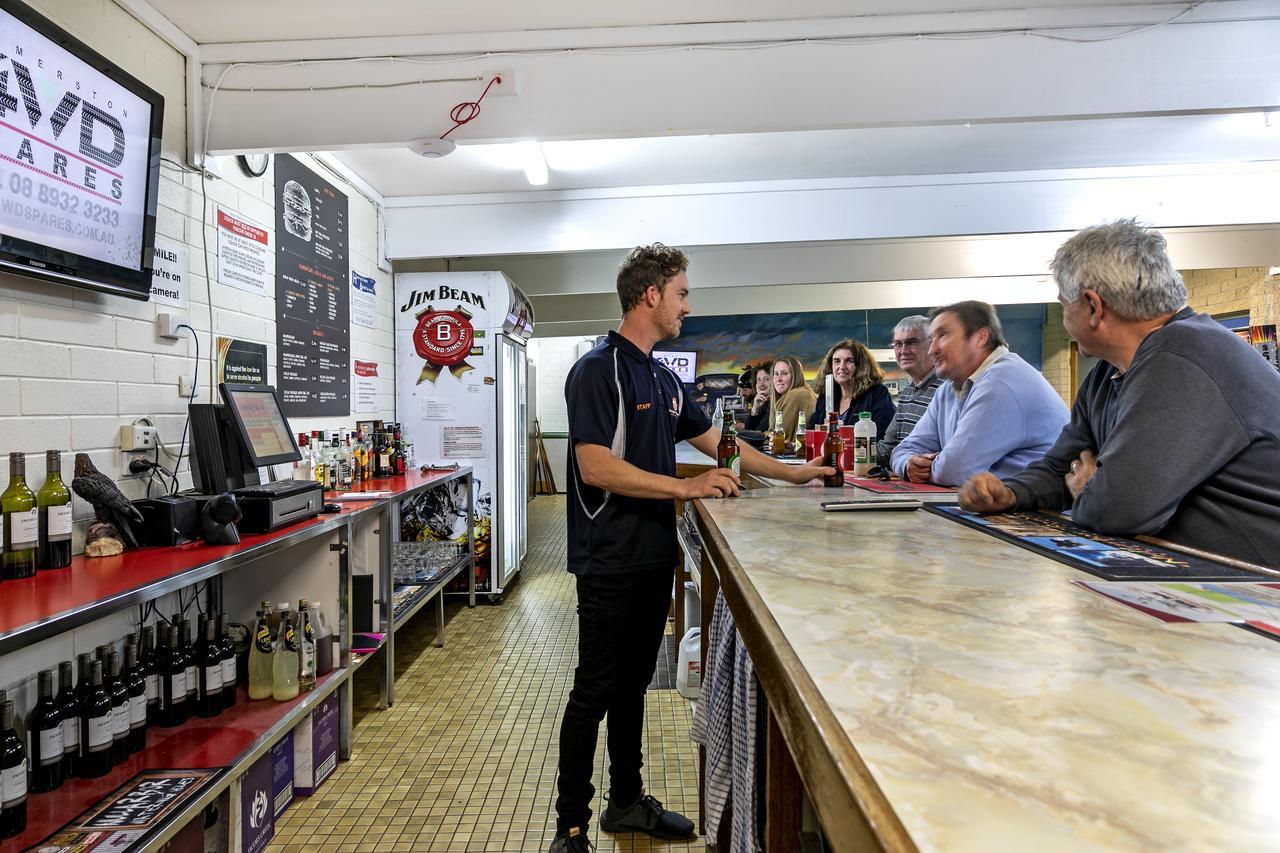 Nullarbor Roadhouse Hotell Eksteriør bilde