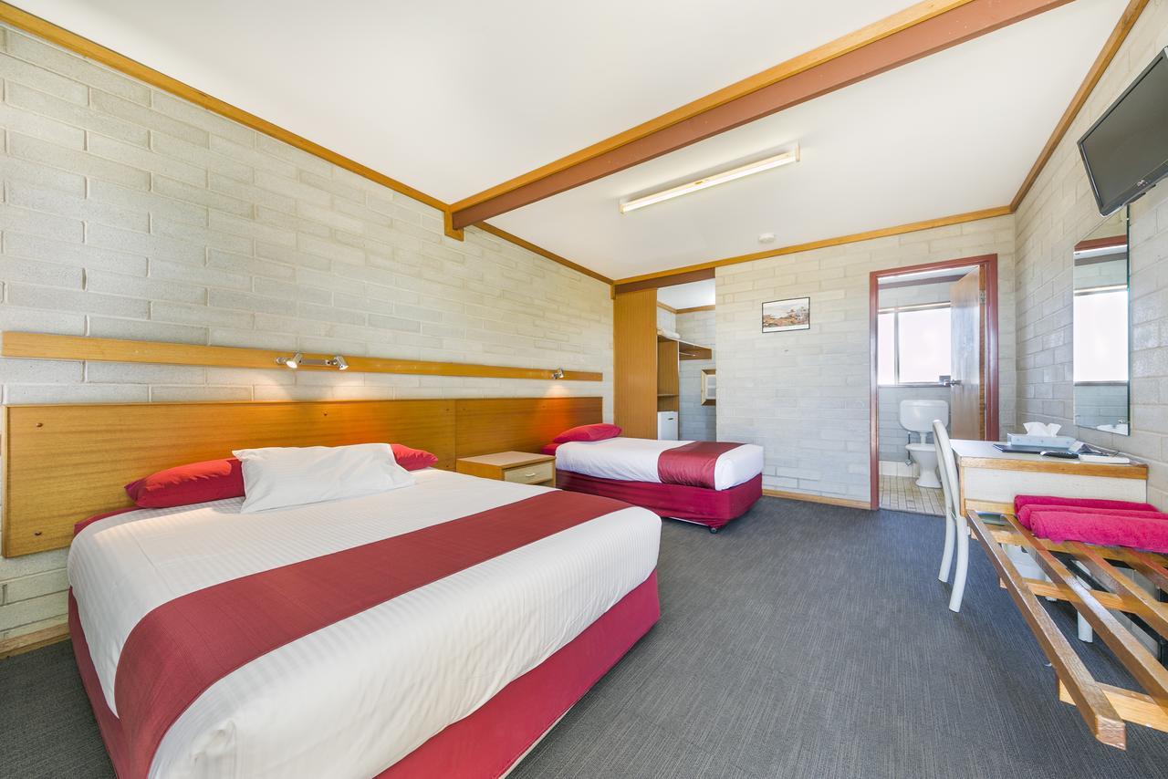 Nullarbor Roadhouse Hotell Eksteriør bilde